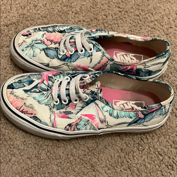 Floral vans - Picture 2 of 4